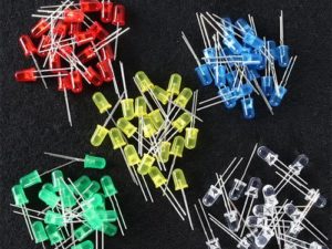 Assorted LED - Pack of 25pcs 5mm LEDs COM45 ,R18