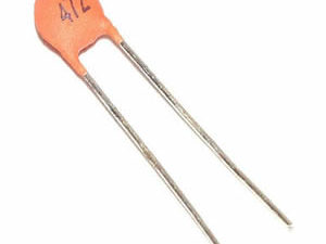 4.7nF Ceramic Capacitor CAP26, R36