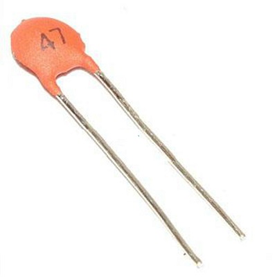 47pF Ceramic capacitor CAP26, R32