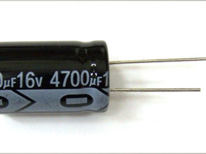 Electrolytic Capacitors - 4700uF/16V
