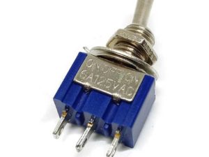 3 Pin Blue Toggle Switch SW22, R33