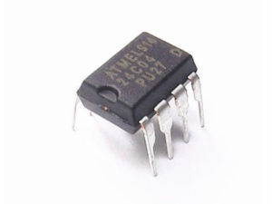 IC AT24C04N DIP-8 EEPROM 4KBIT 400KHZ COM14, R32