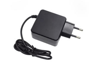 Raspberry Pi 27W USB-C Power Supply COM51